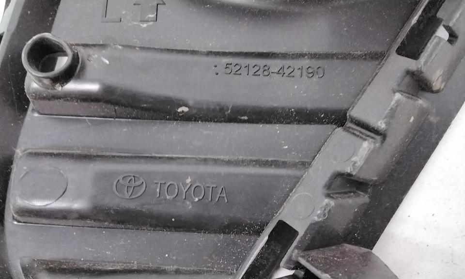 Рамка ПТФ передней левой Toyota RAV4 XA50
