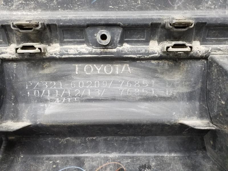 Юбка переднего бампера Toyota Land Cruiser 200 Restail 2 Executive