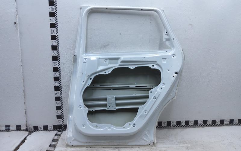 Дверь задняя правая Kia Sorento 4