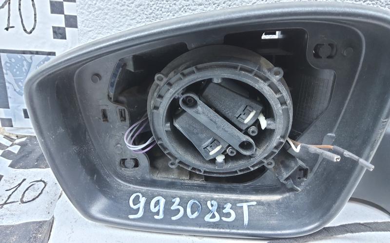 Зеркало левое Volkswagen Polo 5 Sedan 5 контактов