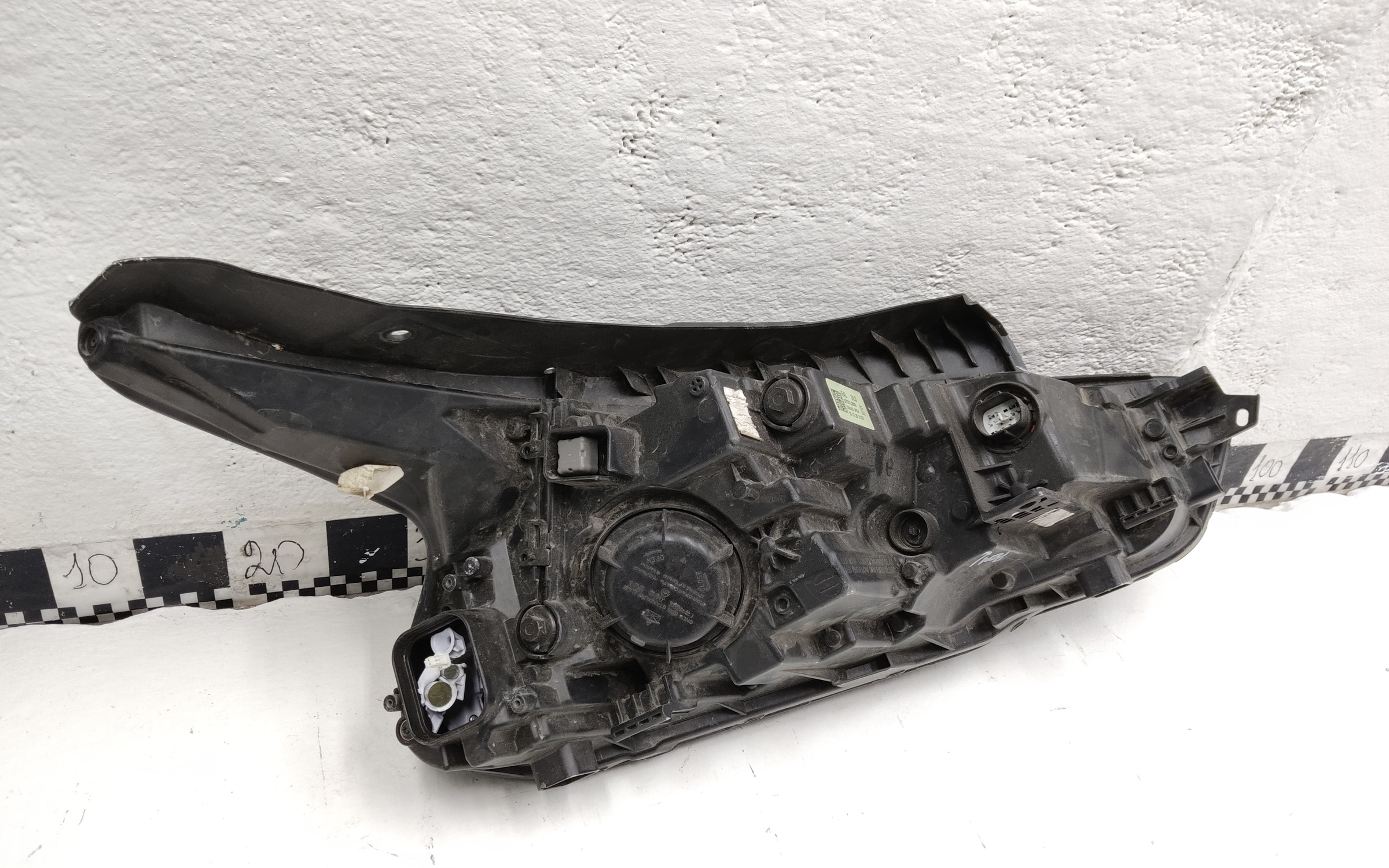 Фара передняя левая Kia K5 3 LED