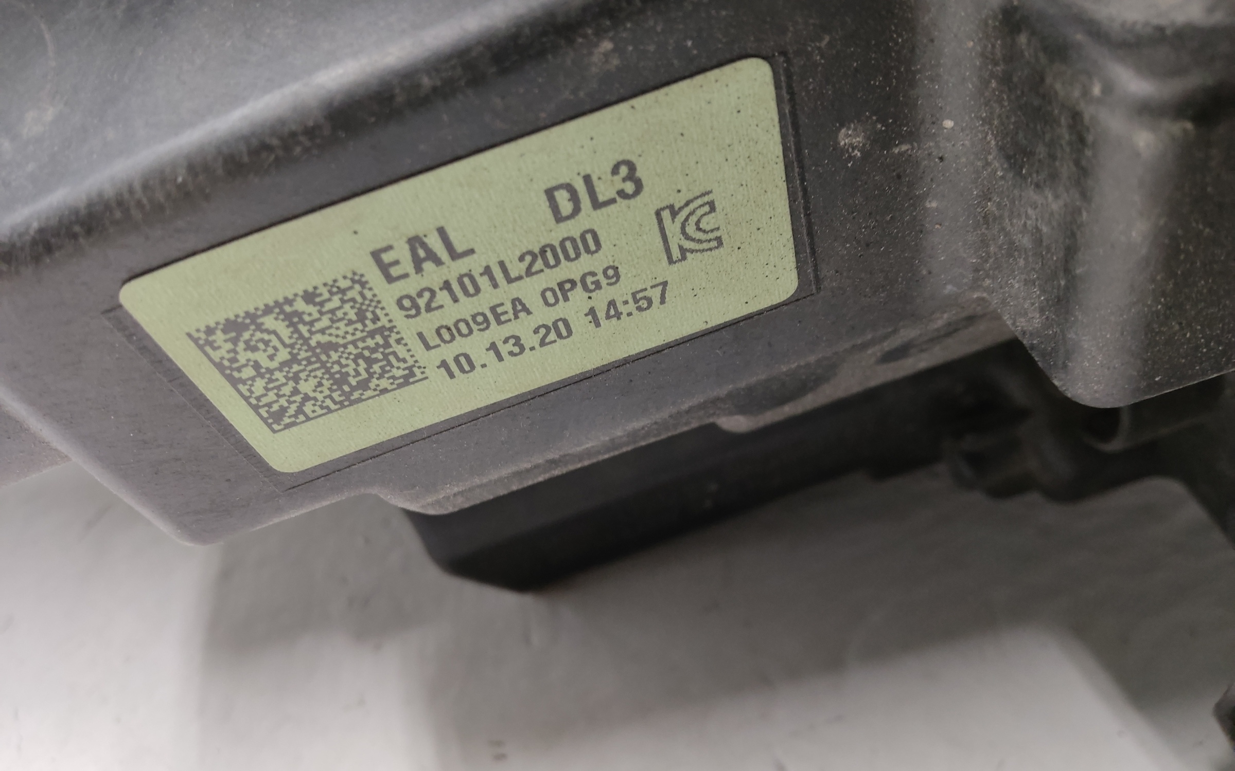 Фара передняя левая Kia K5 3 LED