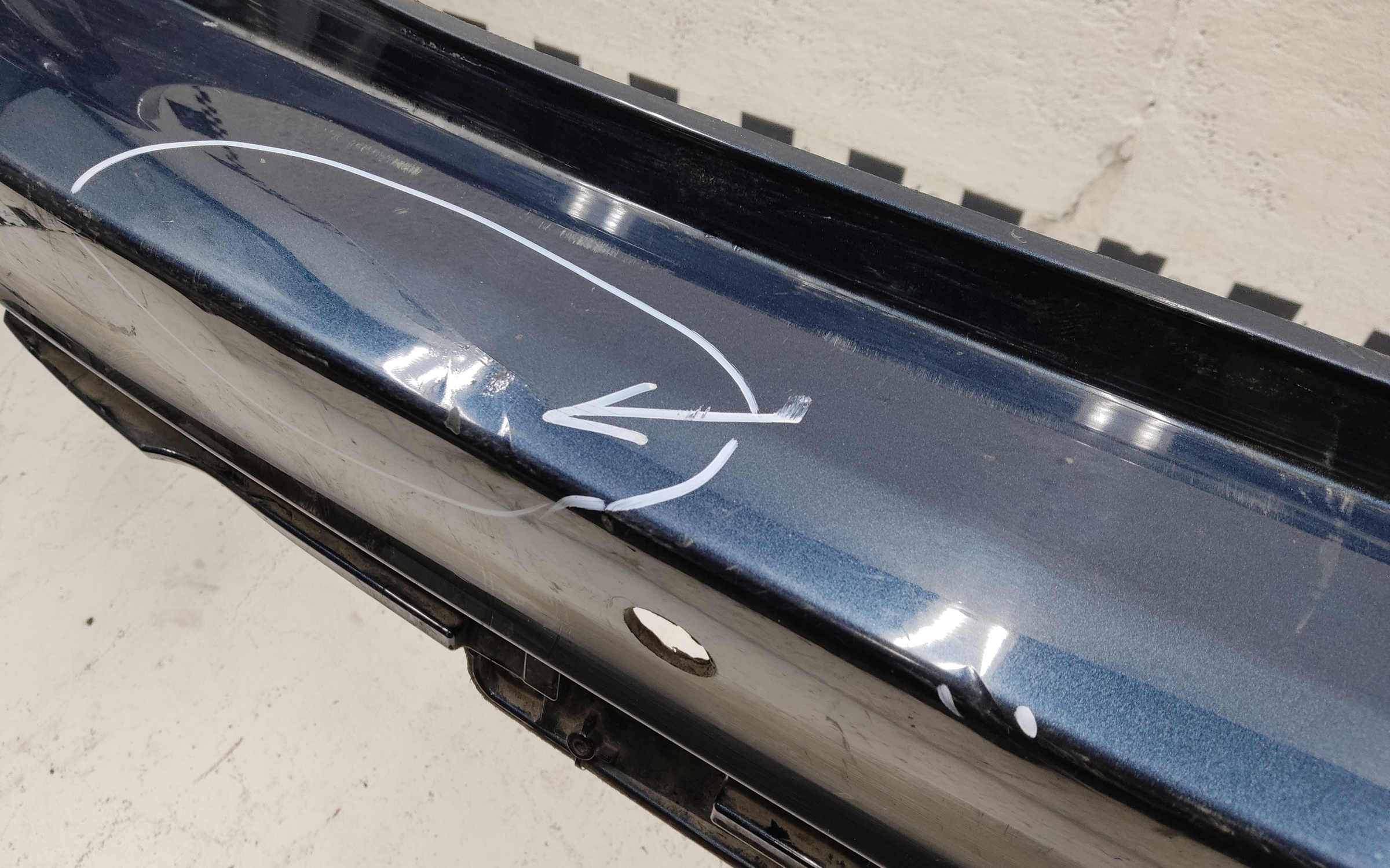 Бампер задний Mitsubishi Pajero Sport 3