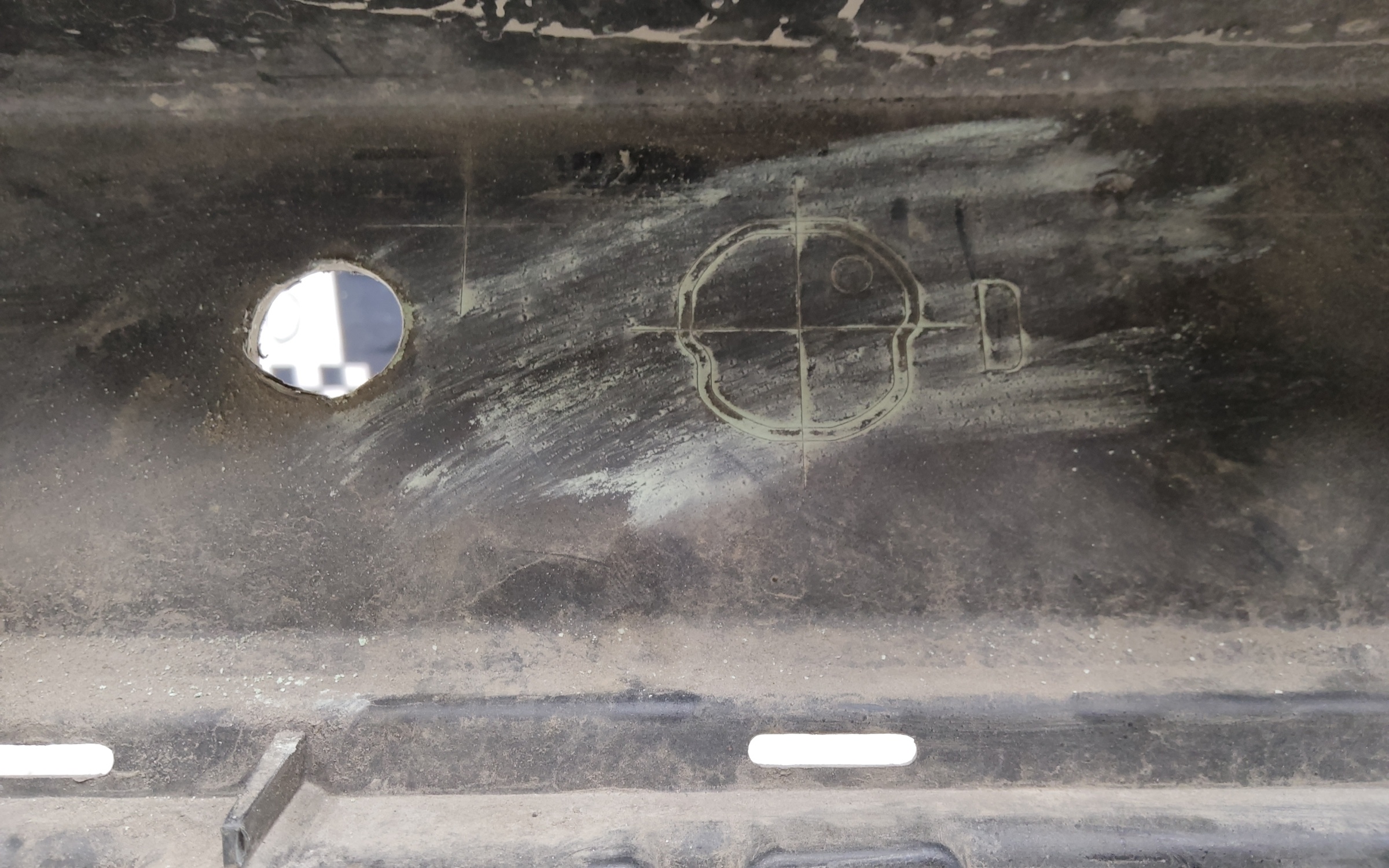 Бампер задний Mitsubishi Pajero Sport 3