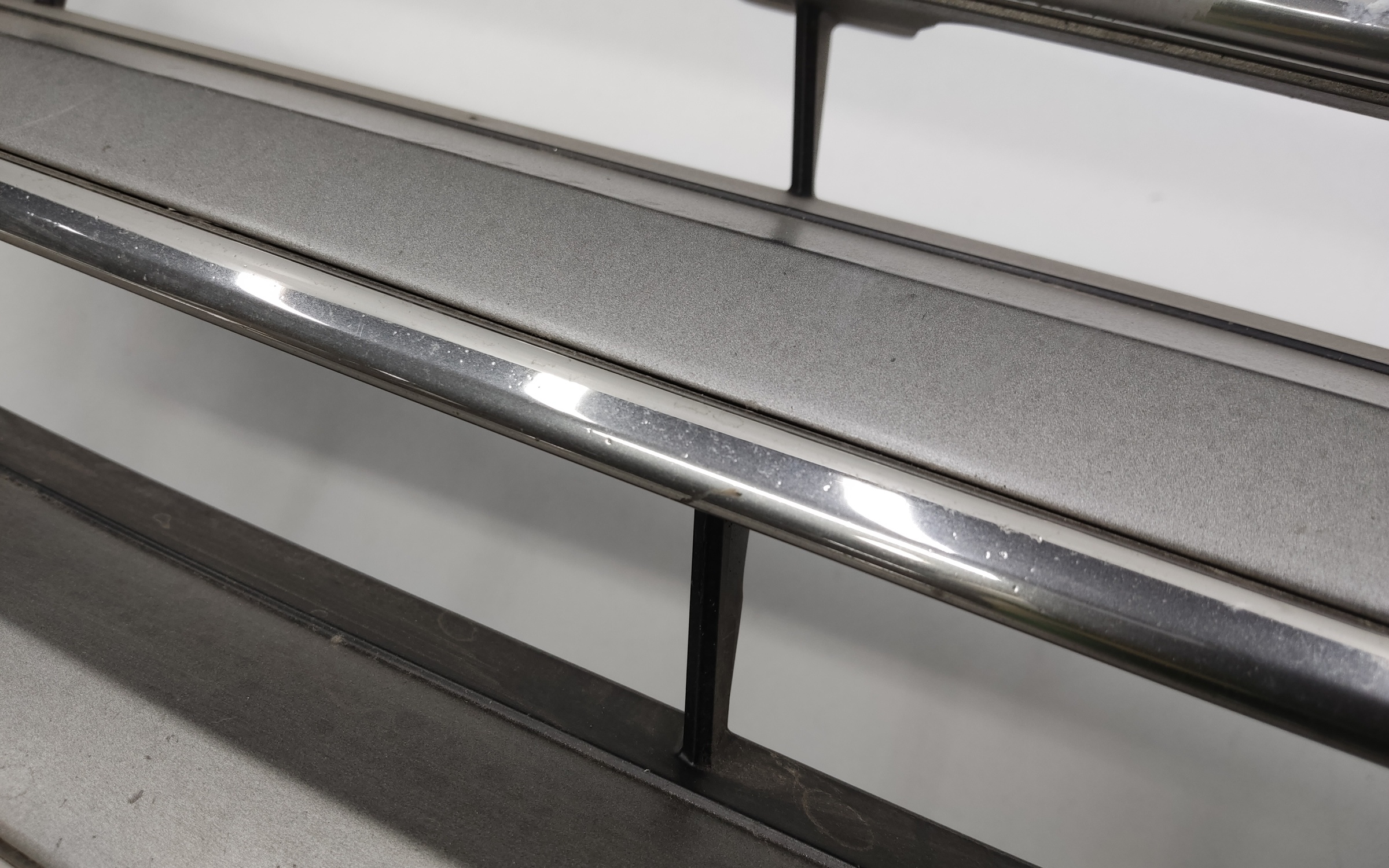 Решетка радиатора Lexus LX 3 Restail