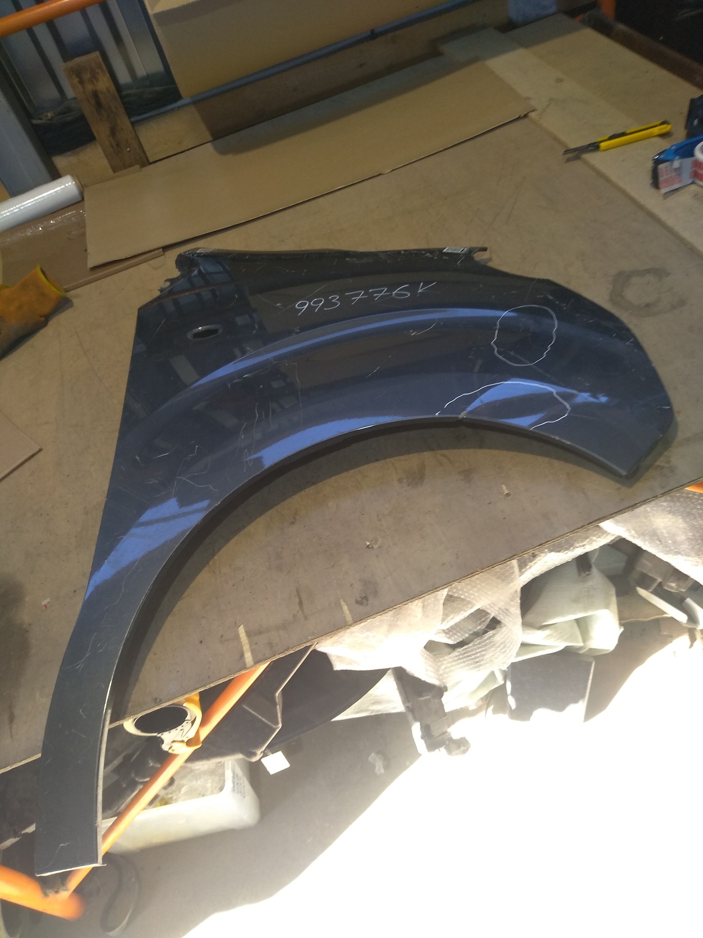 Крыло переднее правое Peugeot Traveller