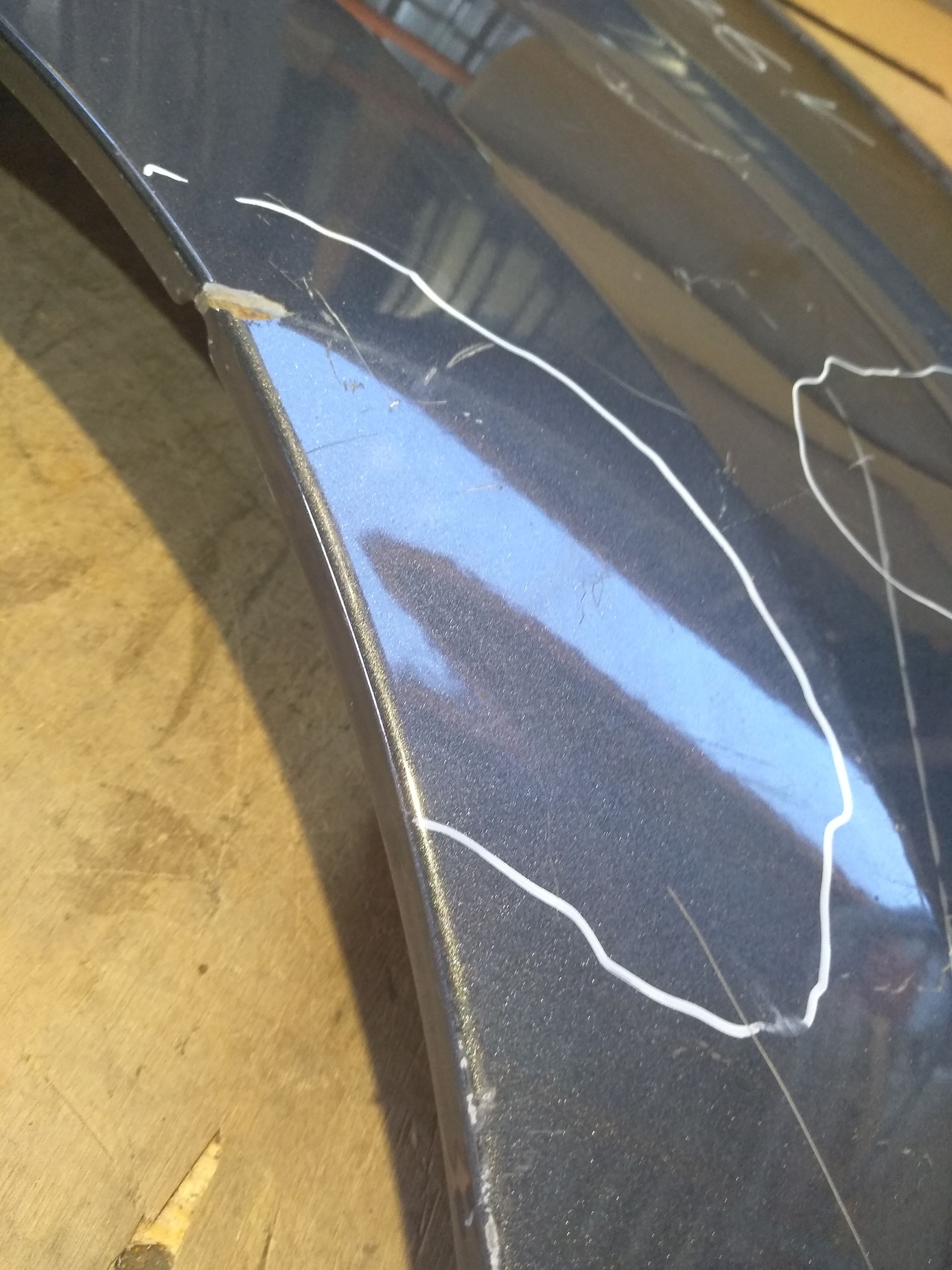 Крыло переднее правое Peugeot Traveller