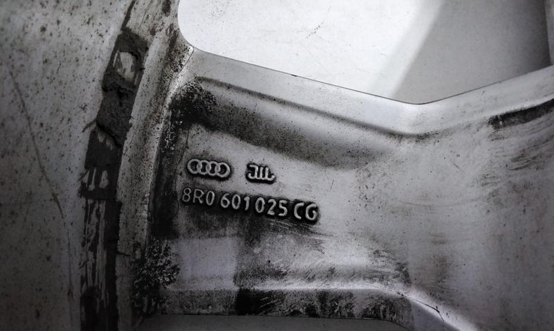 Диск колеса литой Audi Q5 Restail R18