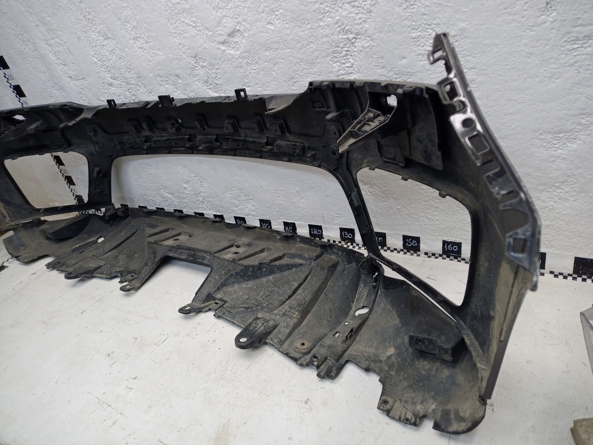 Бампер передний Land Rover Range Rover Sport 2 Restail