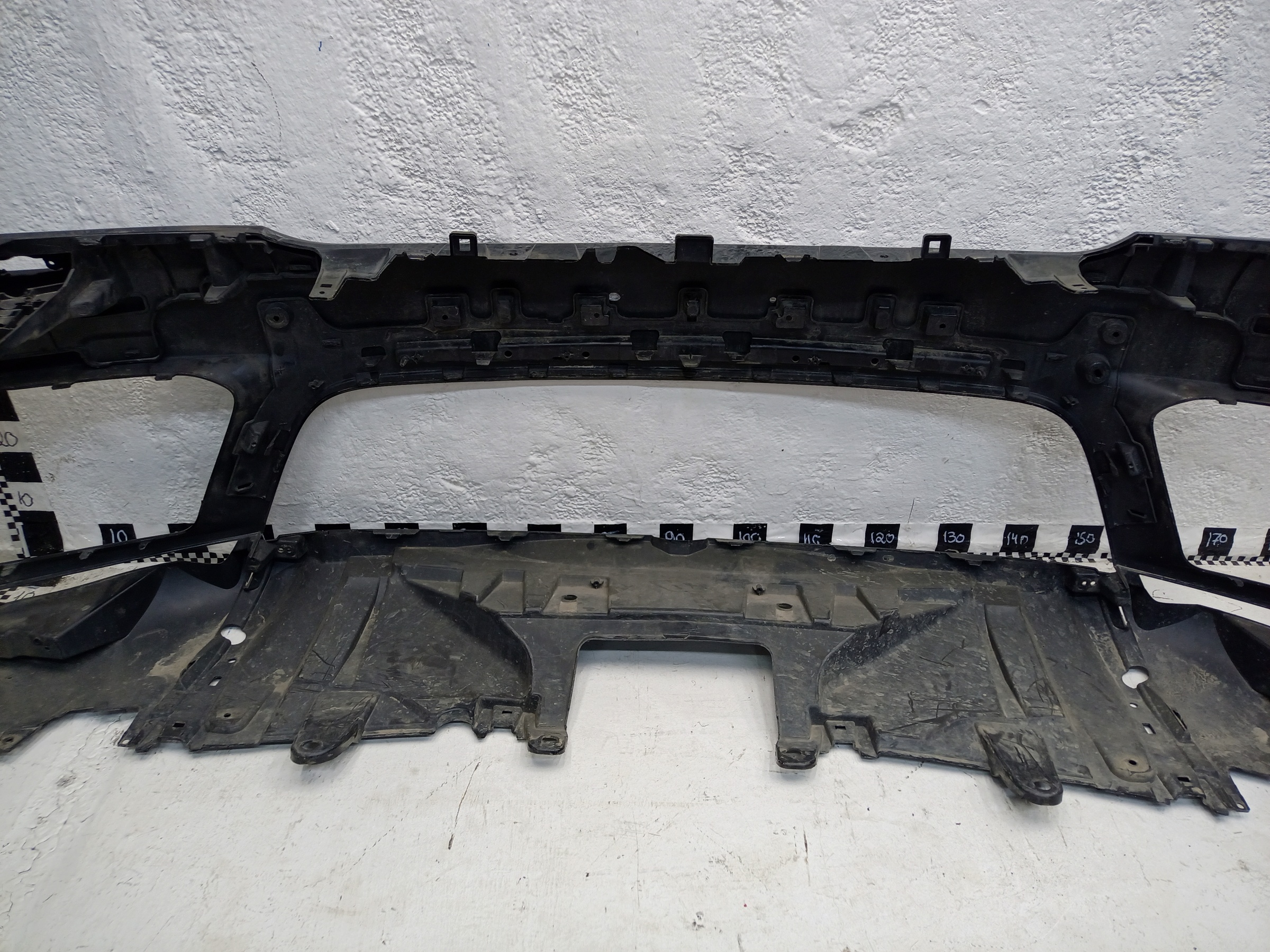 Бампер передний Land Rover Range Rover Sport 2 Restail