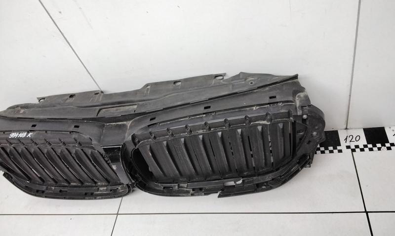 Жалюзи решётки радиатора BMW 5er G30