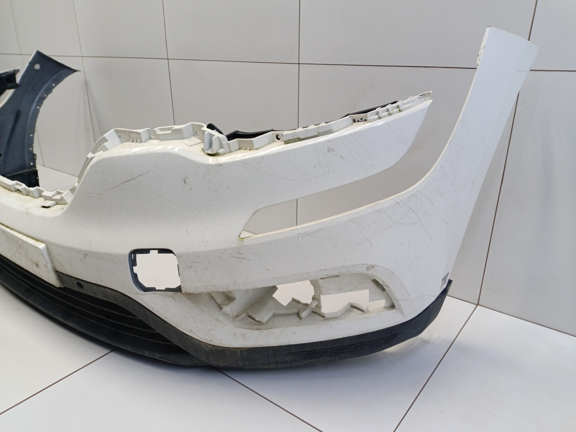 Бампер передний Renault Koleos 2