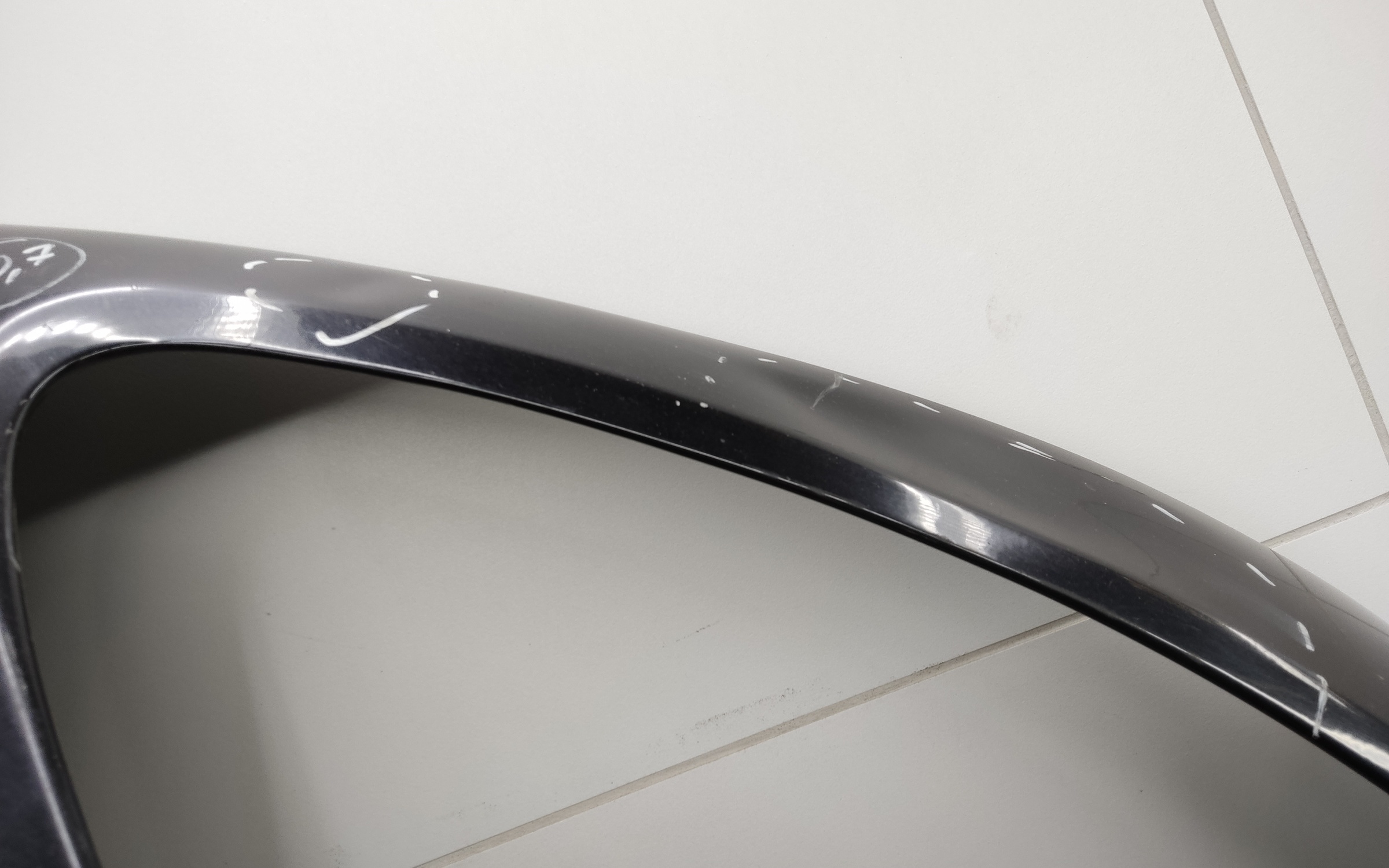 Капот Porsche Macan 1