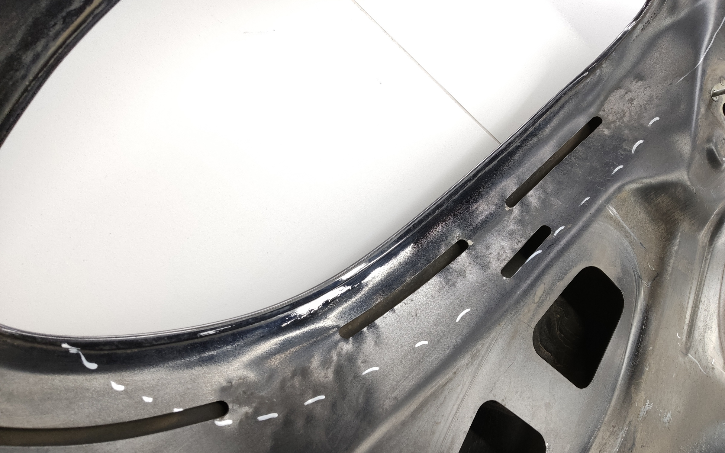 Капот Porsche Macan 1