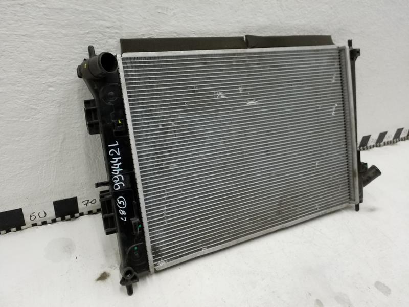 Радиатор охлаждения двигателя Hyundai Creta 1 М/Т