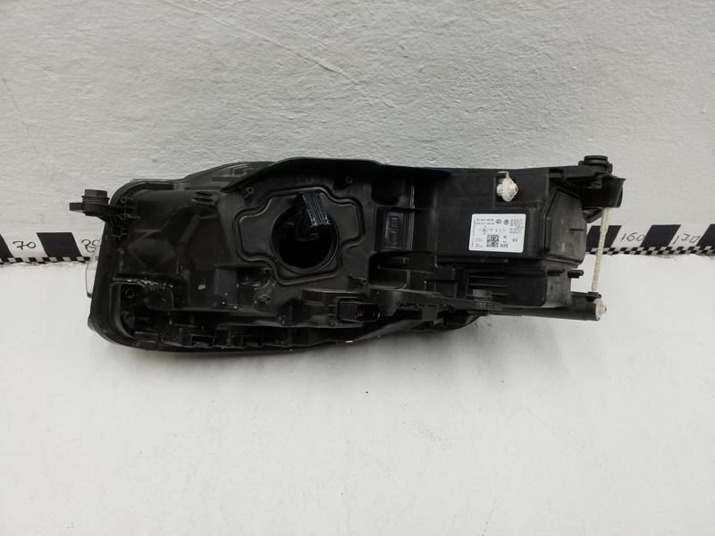 Фара передняя правая Volkswagen Touareg 3 LED