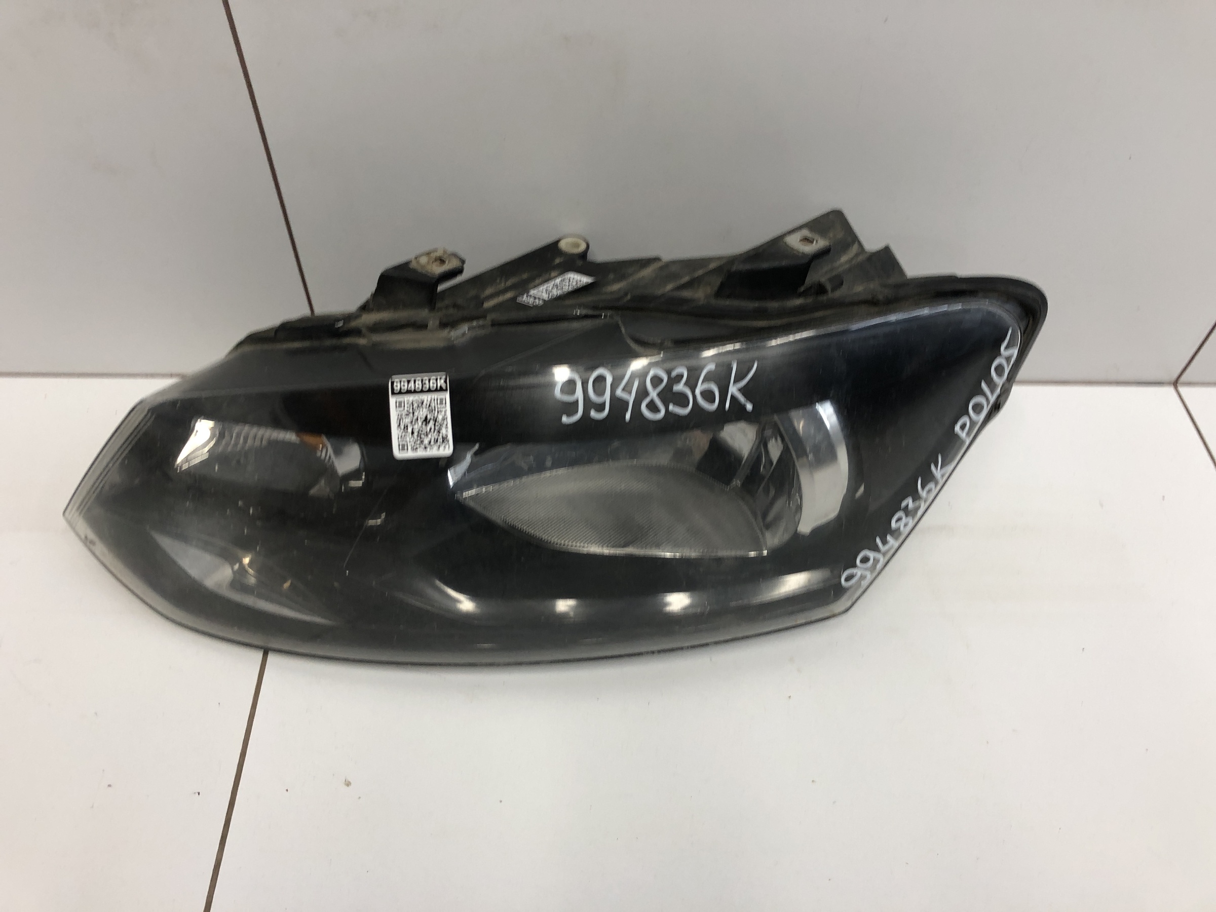 Фара передняя левая Volkswagen Polo 5 Sedan галоген