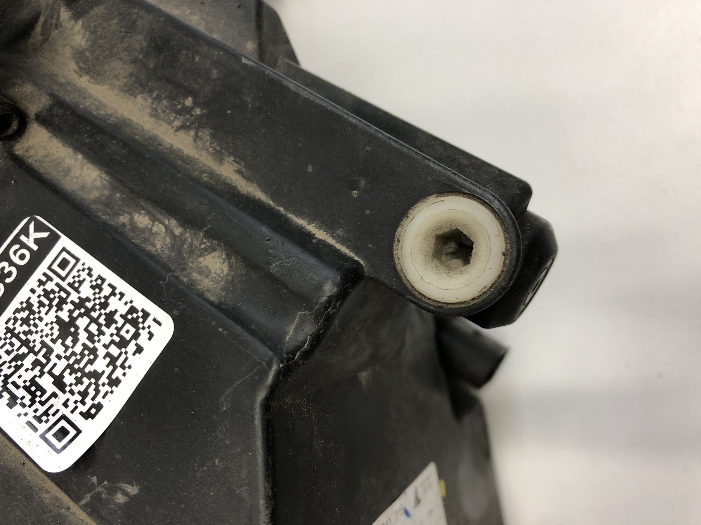 Фара передняя левая Volkswagen Polo 5 Sedan галоген