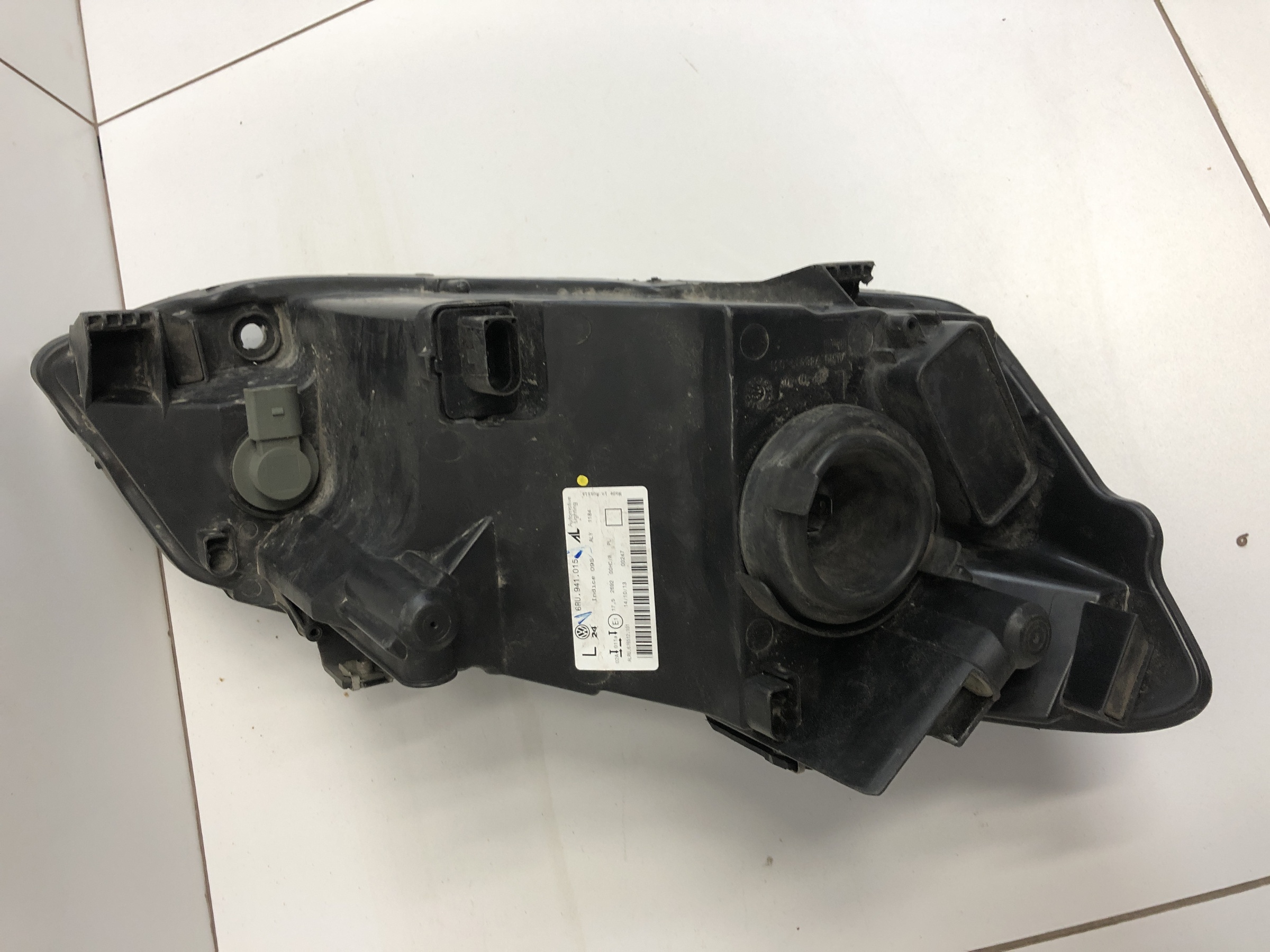 Фара передняя левая Volkswagen Polo 5 Sedan галоген