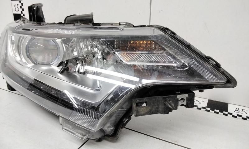 Фара передняя правая Mitsubishi Outlander 3 Restail 2 галоген