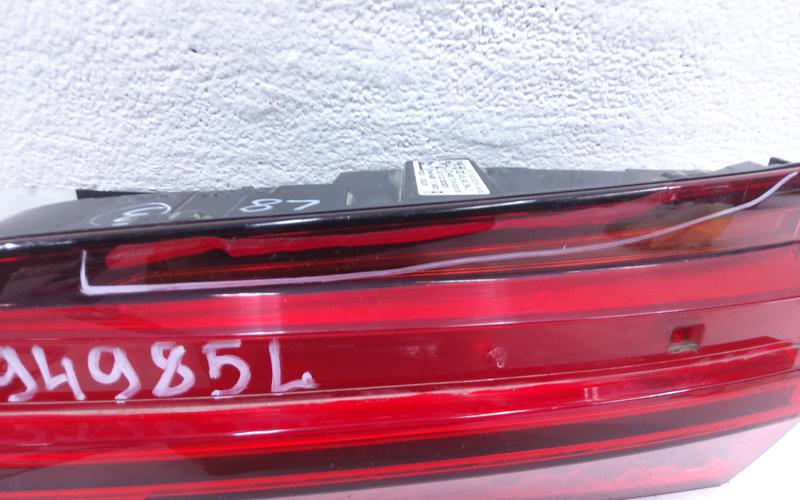 Фонарь задний правый внутренний Audi A6 C8 LED