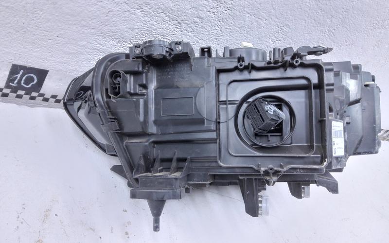 Фара передняя правая BMW X5 G05 LED