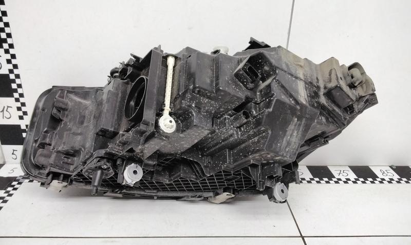 Фара передняя правая BMW 5er G30 Restail LED