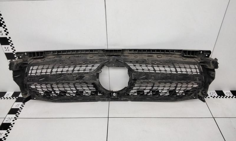 Решётка радиатора Mercedes Benz GLB-Klasse X247 под камеру