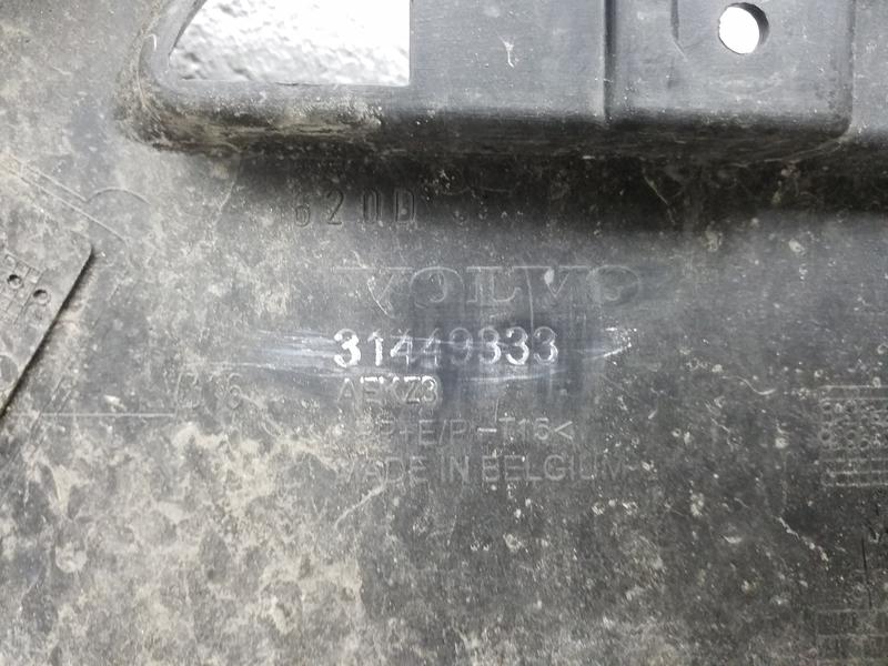Бампер задний Volvo XC40
