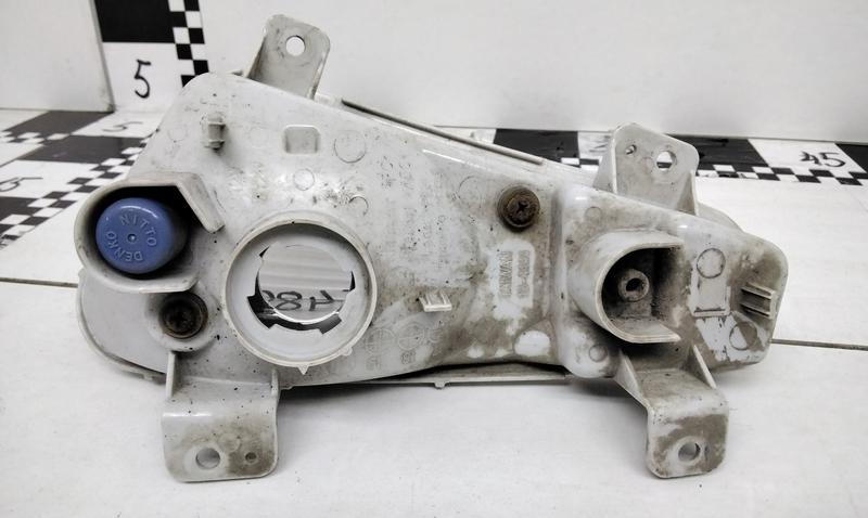 Повторитель поворота переднего бампера левый Toyota Camry V55 Restail " Sat "