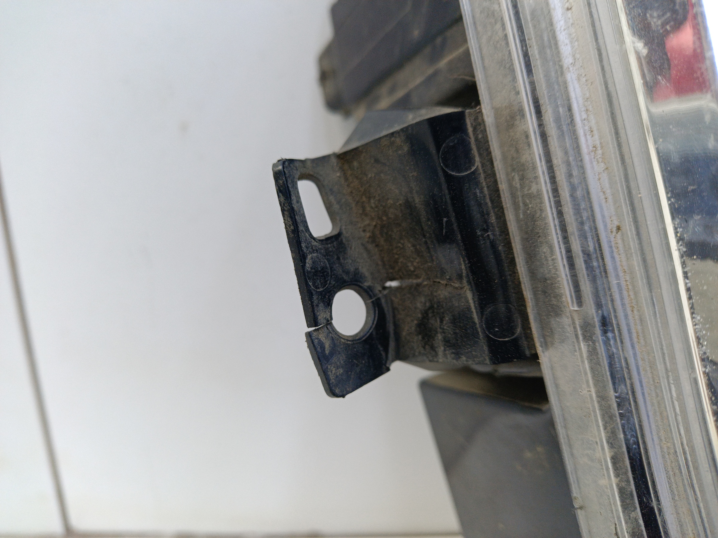 Фара ДХО передняя правая Renault Kaptur