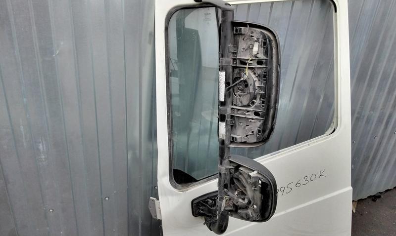 Дверь левая DAF XF 105