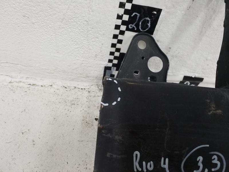 Усилитель переднего бампера Kia Rio 4