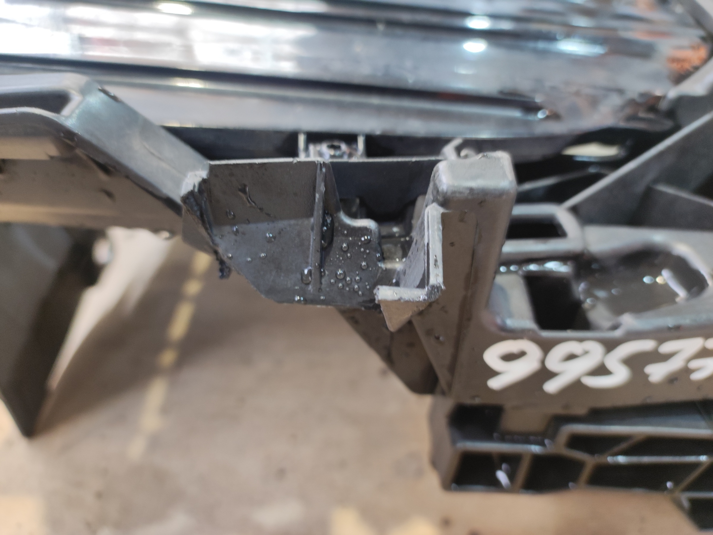 Жалюзи решетки радиатора черные BMW X7 G07