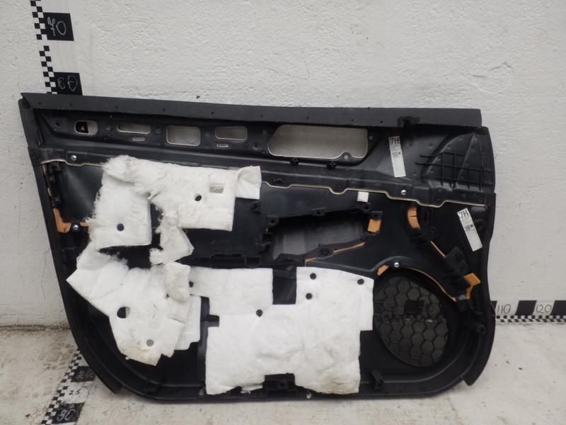 Обшивка двери передней правой Subaru Outback 5