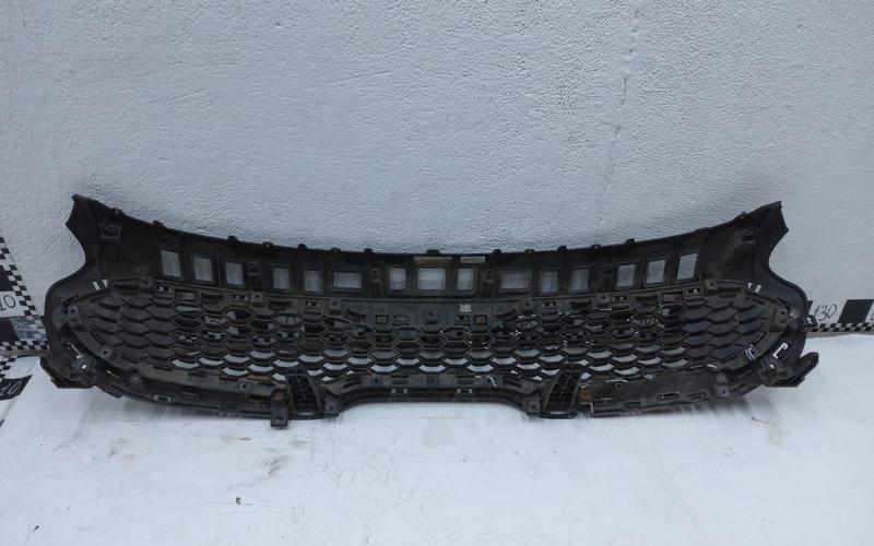 Решетка радиатора Kia Stinger