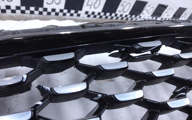 Решетка радиатора Kia Stinger