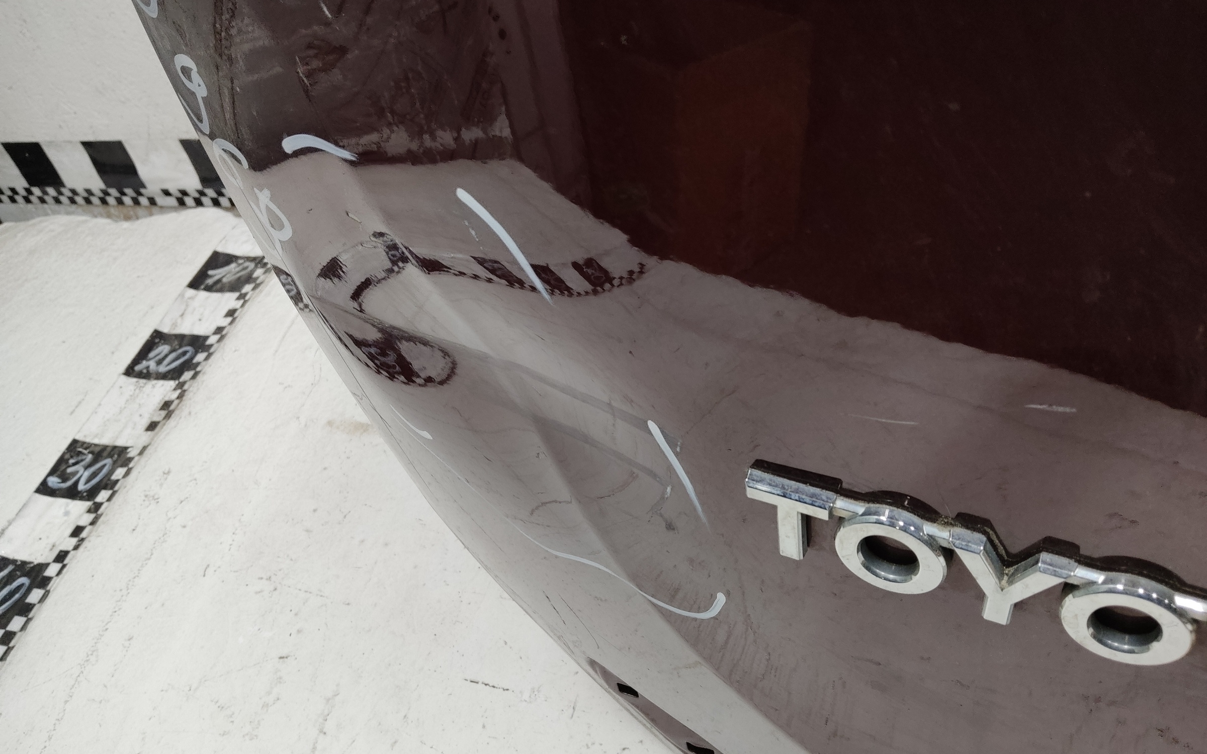Крышка багажника Toyota RAV4 CA40 Restail