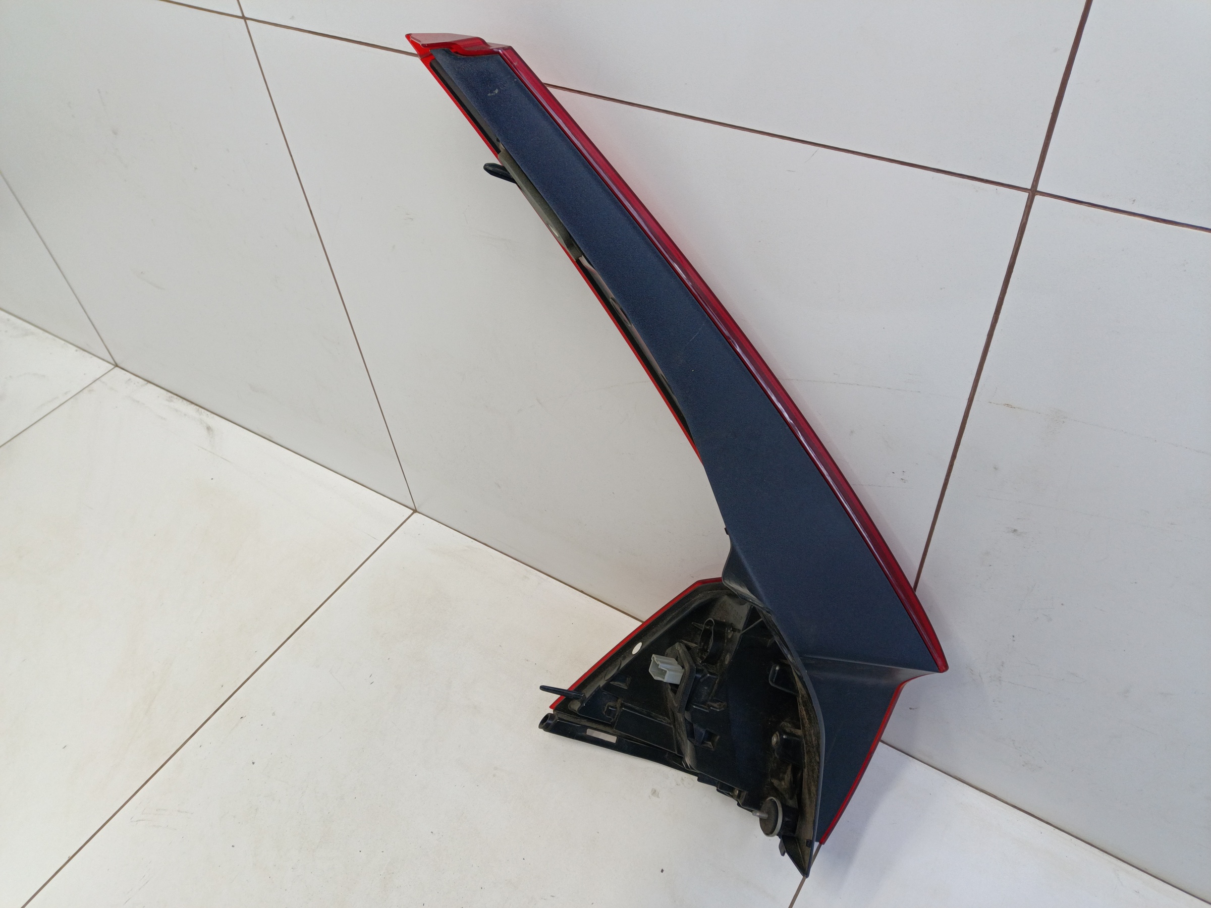 Фонарь задний правый наружный Volvo V90 Cross Country