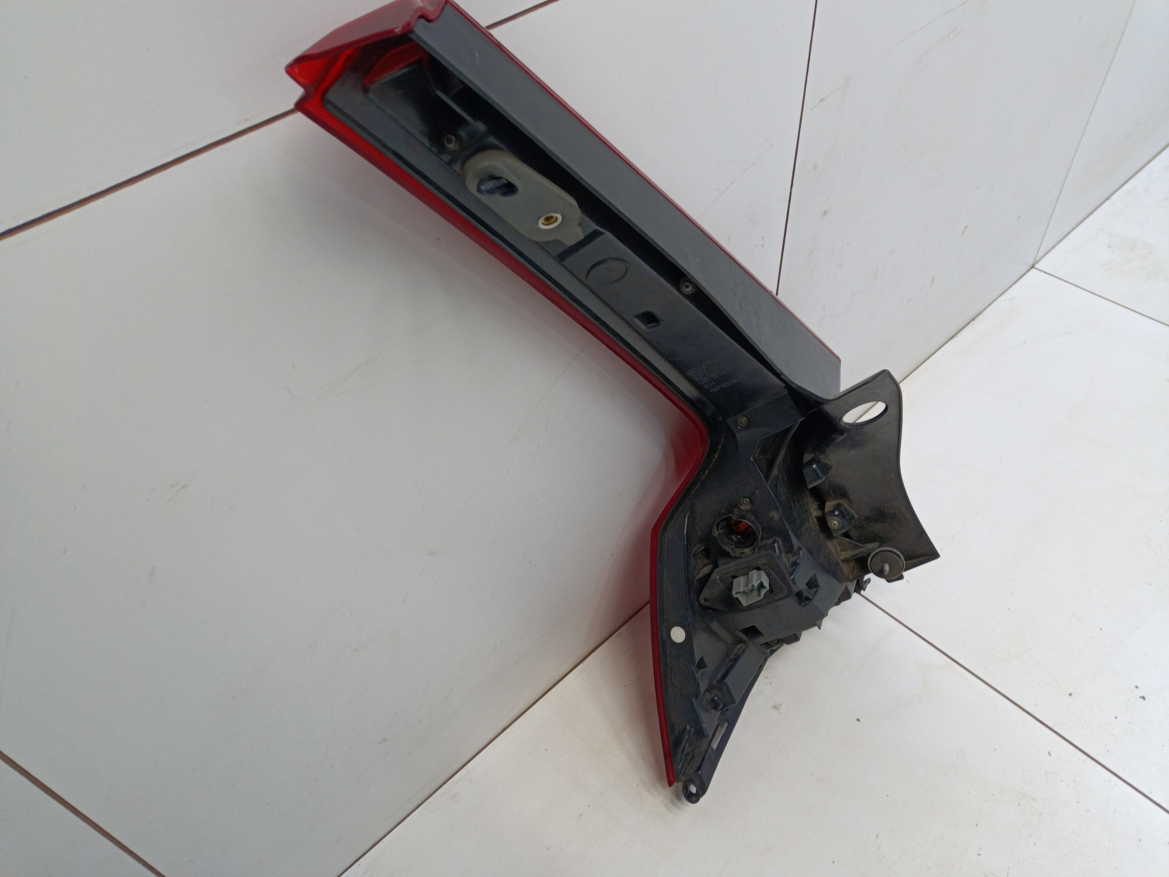 Фонарь задний правый наружный Volvo V90 Cross Country