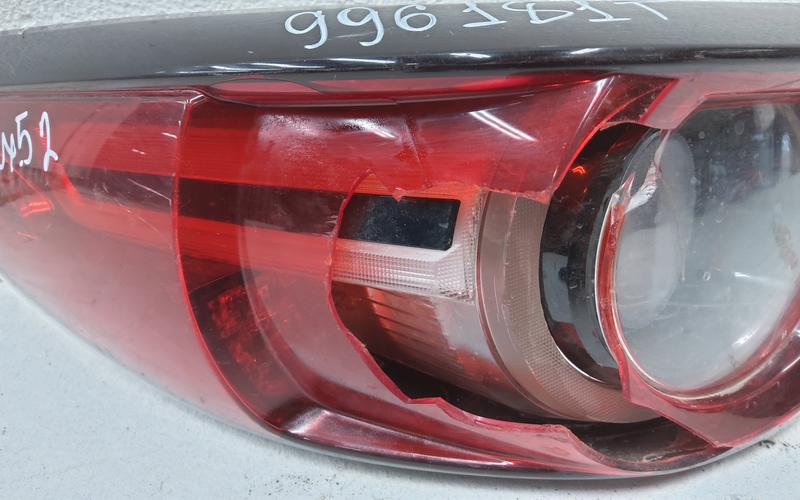 Фонарь задний левый наружный Mazda CX-5 2 LED