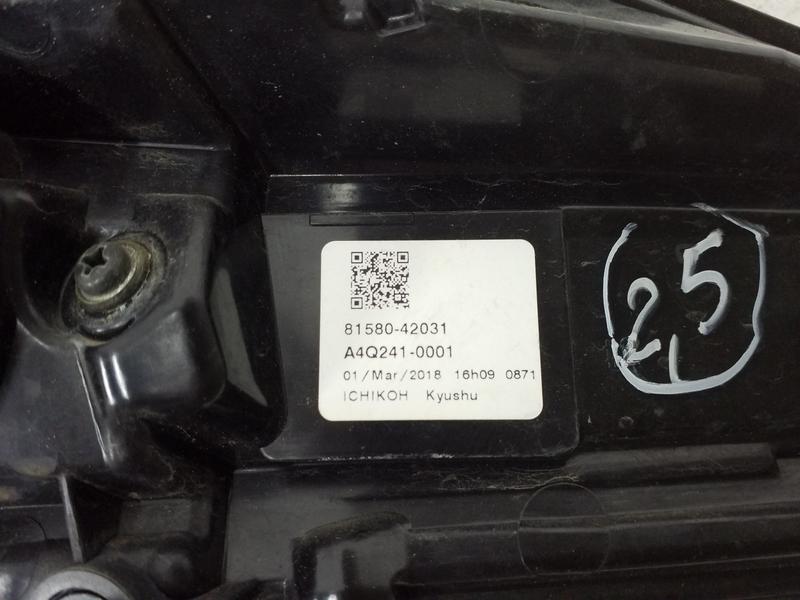 Фонарь правый задний внутренний Toyota RAV4 CA40 Restail LED