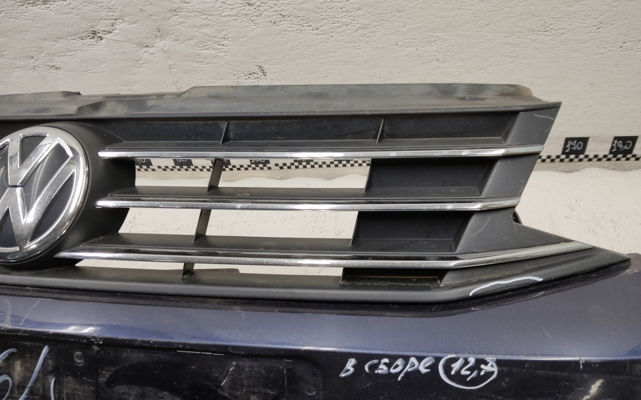 Бампер передний Volkswagen Polo 5 Sedan Restail