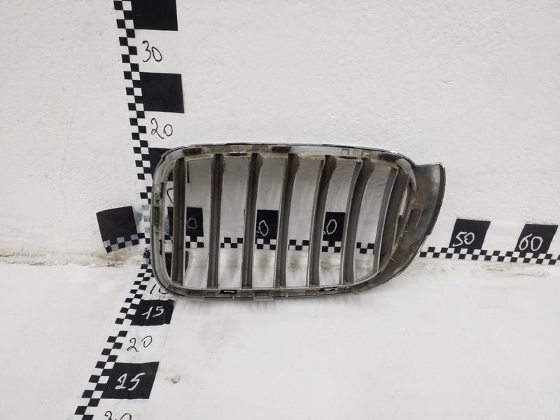 Решетка радиатора правая BMW X3 F25 серая