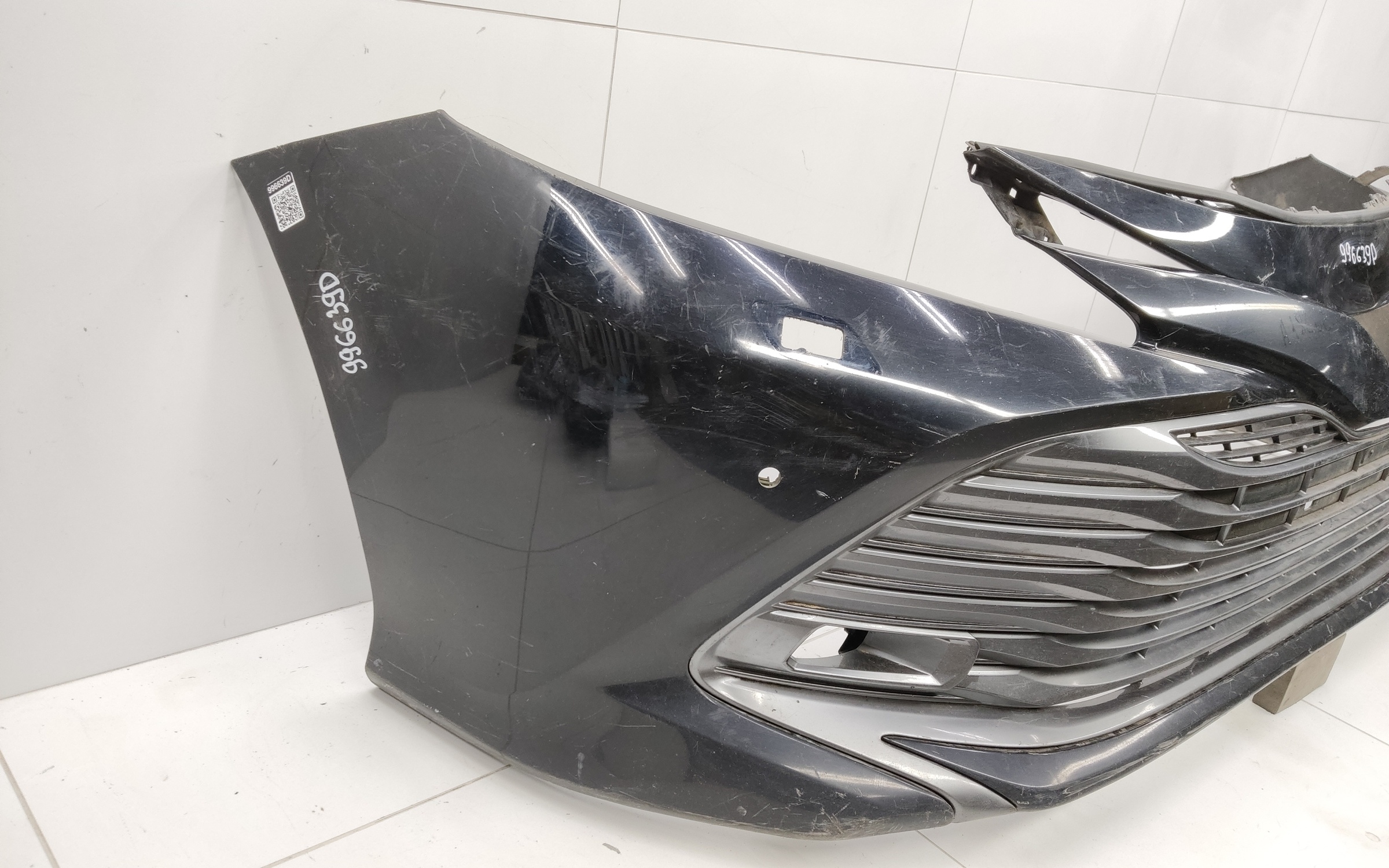 Бампер передний Toyota Camry V70