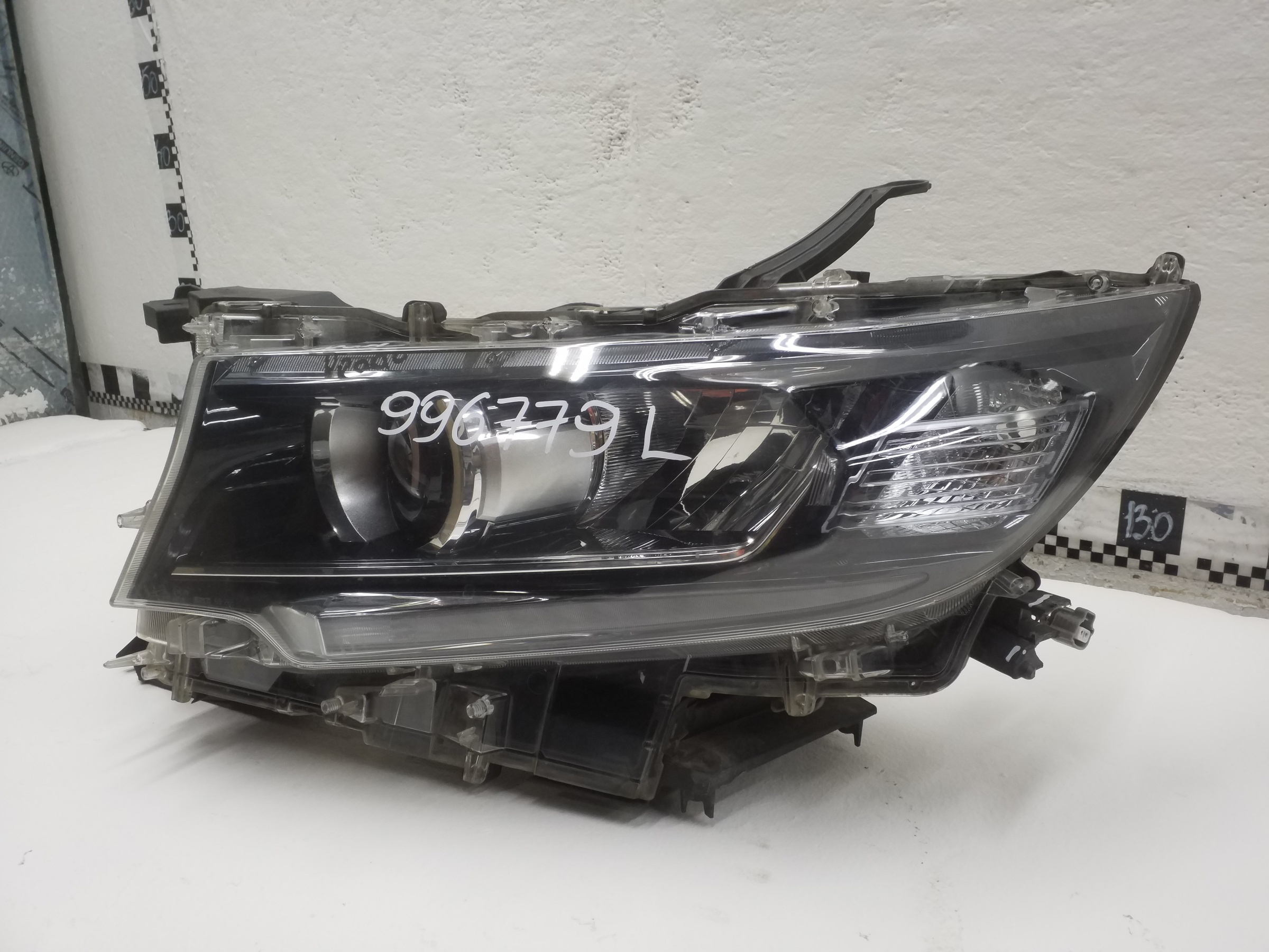 Фара передняя левая Toyota Land Cruiser Prado 150 Restail 2 LED