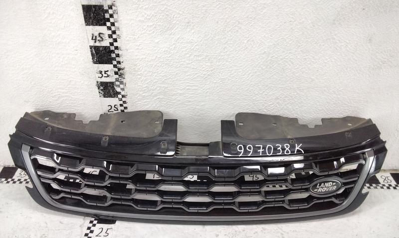 Решетка радиатора Land Rover Discovery 5