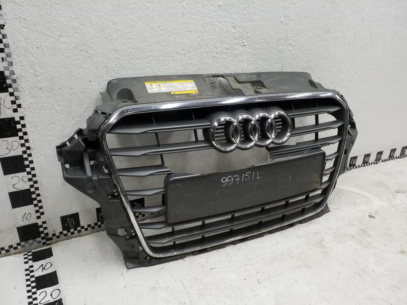 Решётка радиатора Audi A3 8V Restail