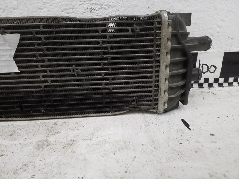 Радиатор охлаждения двигателя дополнительный Audi A4 B9