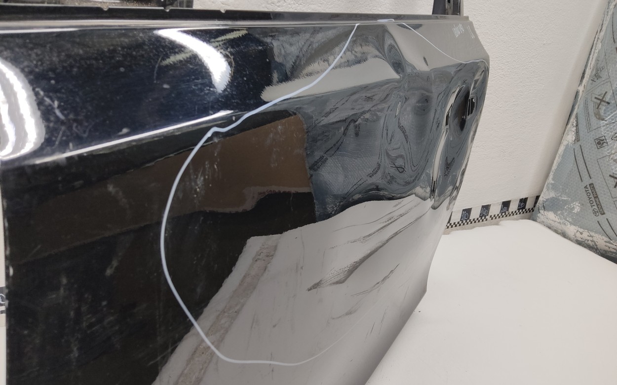 Дверь передняя левая Volvo V40 2